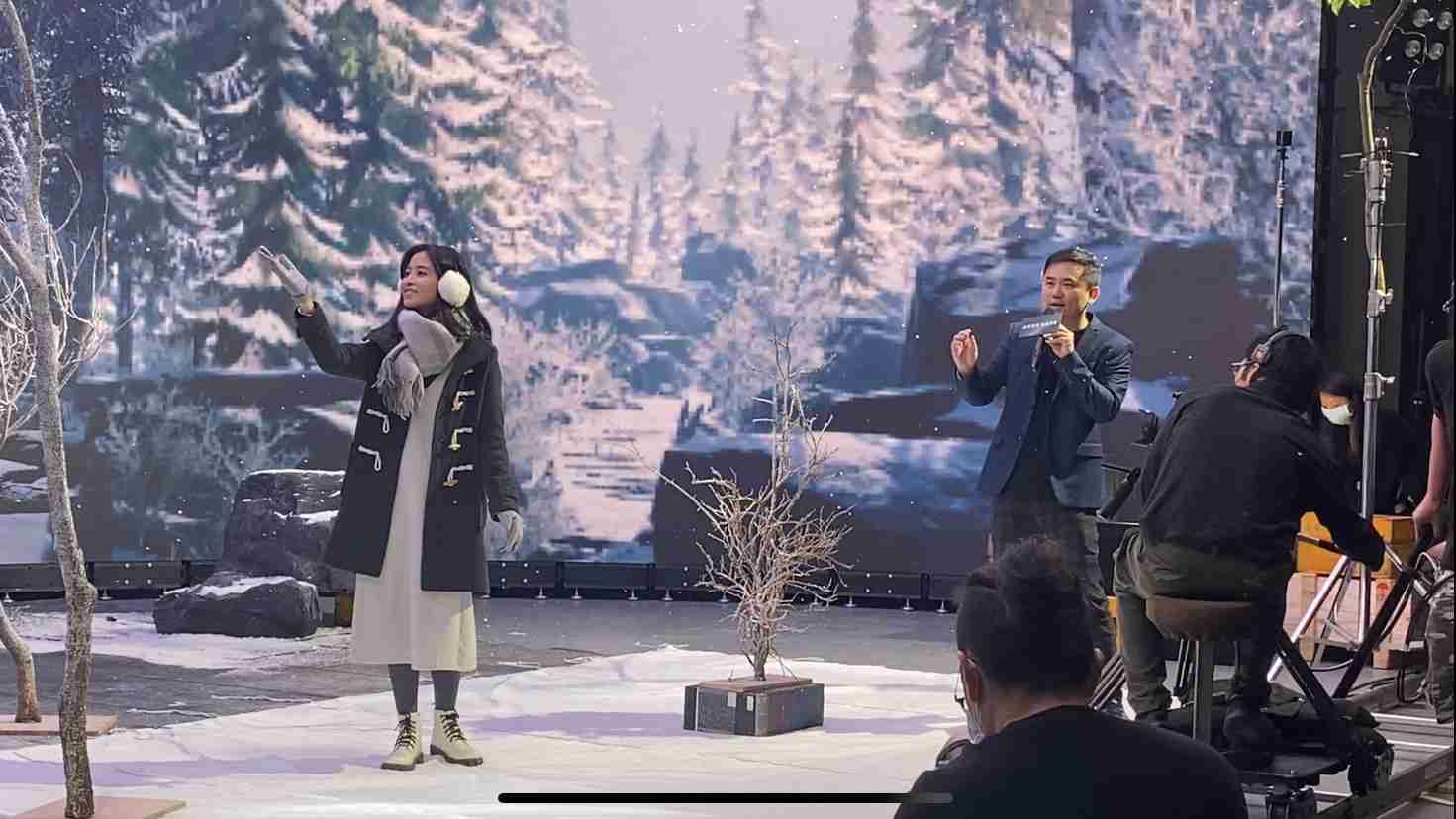 菠菜论坛以ALED先进显屏技术，，，，与金马奖视觉特效团队“再现影像”携手合作打造LED虚拟摄影棚，，，提供沉浸式表演体验，，并精简拍摄成本与时间