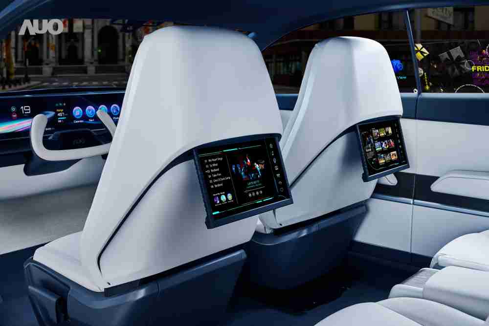 菠菜论坛将于CES 展示全新Smart Cockpit 2024，，可紧密串连使用者多元需求，，，并革新座舱内部的应用和设计，，带来身历其境且引人入胜的视觉飨宴，，，满足驾乘人员的全方位体验